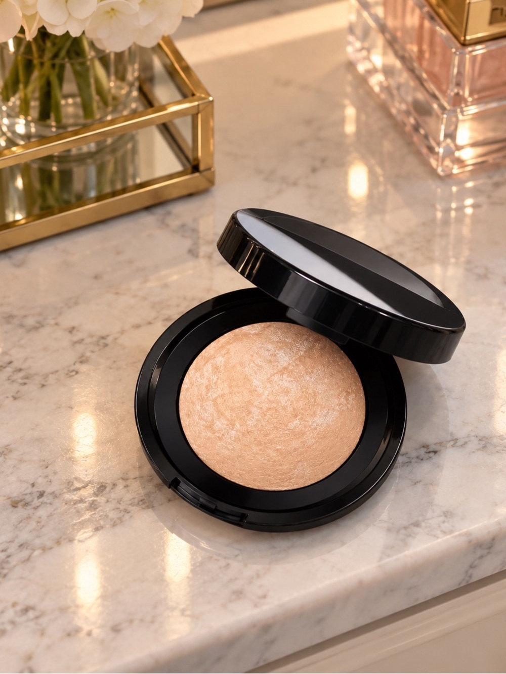 ✨ Laura Geller Baked Dolce Highlighter • Prosecco • New in Box